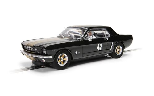 FORD MUSTANG 1/32 BLACK AND GOLD