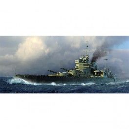 HMS VALIANT 39 1/700 TRUMPETER