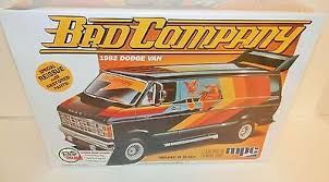 DODGE VAN 1982 1/25 MPC