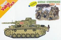 FLAMMPANZER III + ZAPADORES WWII KURSK 1943 1/35 DRAGON