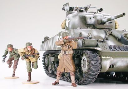 SHERMAN M4A3 1/35 TAMIYA