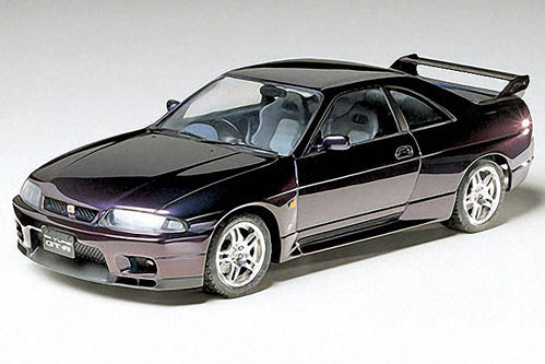 NISSAN SKYLINE GT-R V-SPEC 1/24 TAMIYA