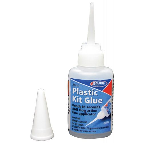PEGAMENTO PARA PLÁSTICO - DELUXE