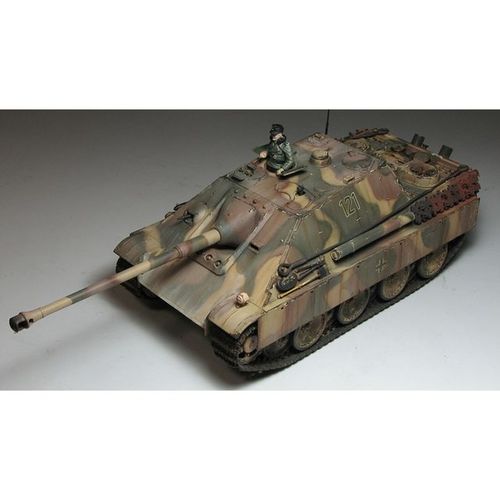 JAGDPANTHER LATE VERSION 1/35 TAMIYA