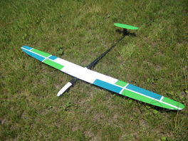 RAKETENWURM 4B (4 SERVOS INCLUIDOS)