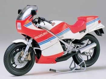 SUZUKI RG250 FULL OPTIONS 1/12 TAMIYA