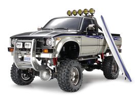 TOYOTA HILUX HIGHLIFT 4X4 3 VELOCIDADES TAMIYA KIT