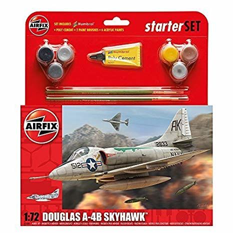 DOUGLAS A-4 SKYHAWK 1/72 STARTER SET AIRFIX