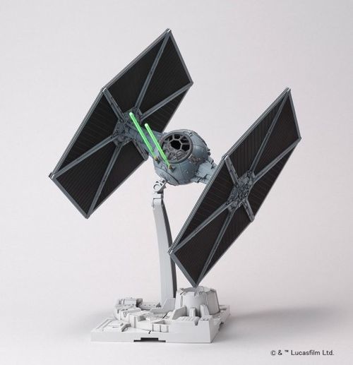 TIE FIGHTER 1/72 BANDAI STAR WARS REVELL