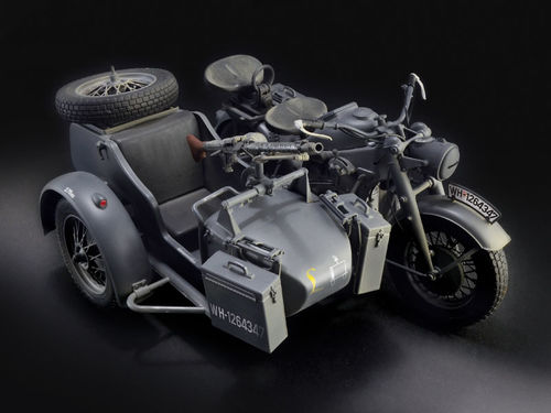 SIDECAR KS 750 ZUNDAPP 1/9 ITALERI