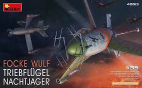 FOCKE-WULF TRIEBFLÜGEL NACHTJAGER 1/35 MINIART
