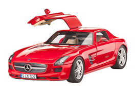 SLS AMG 1/24 MERCEDES-BENZ  REVELL
