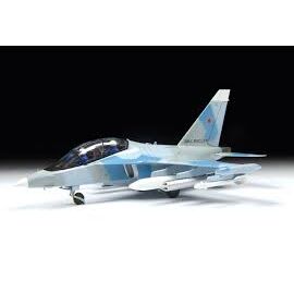 YAKOLEV YAK-130 1/72 ZVEZDA