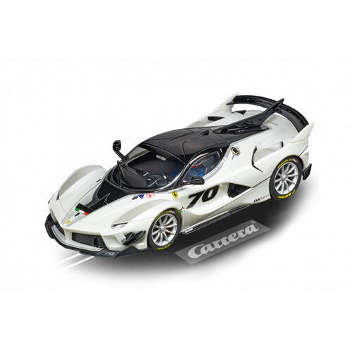 FERRARI FXX K EVOLUZIONE Nº 70 1/32 CARRERA EVOLUTION