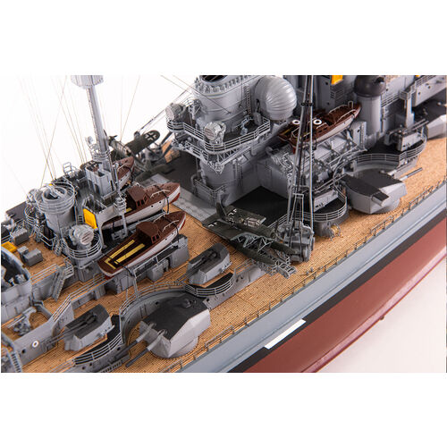 ACORAZADO BISMARCK KIT MADERA 1/200 AMATI