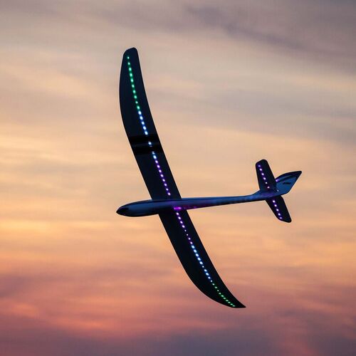 NIGHT RADIAN 2.0m PNP PLANEADOR ELECTRICO CON LUCES EFLITE