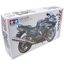 KAWASAKI ZZR 1400 1/12 TAMIYA 14111