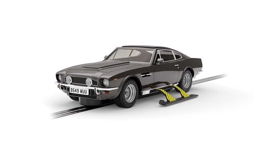 ASTON MARTIN V8 JAMES BOND 007 1/32 SUPERSLOT H4239