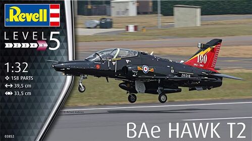 BAE HAWK T2 1/32 REVELL