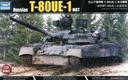 TANQUE RUSO T-80UE-1 1/35 TRUMPETER
