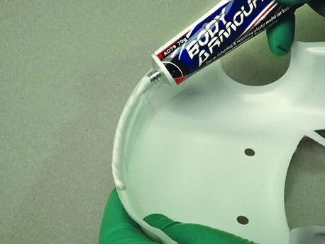 BODY ARMOUR REPARACION PLÃSTICO DELUXE 60G