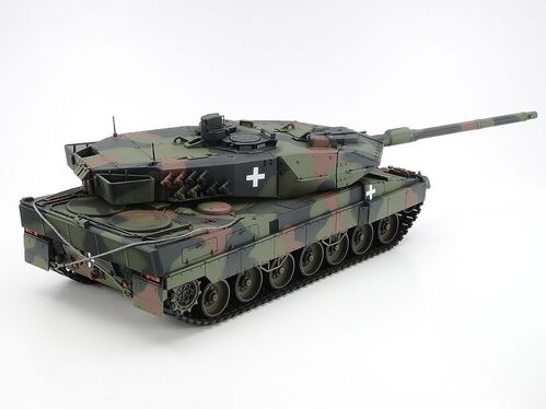 LEOPARD 2A6 1/35 TAMIYA UKRAINE