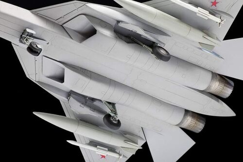 SUKHOI SU-57 FELON 1/72 ZVEZDA