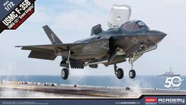 F-35B LIGHTNING II VMFA 121 1/72 ACADEMY GREEN KNIGHTS