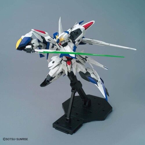 MG SEED MVF-X08 ECLIPSE GUNDAM 1/100 BANDAI MASTER GRADE
