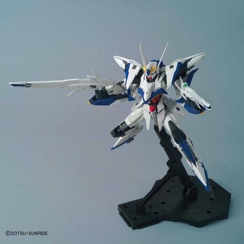 MG SEED MVF-X08 ECLIPSE GUNDAM 1/100 BANDAI MASTER GRADE