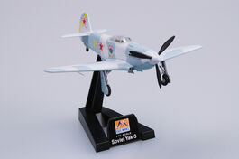 YAKOLEV YAK-3 1/72 EASY MODEL SOVIET 157 SQN 1944