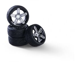 RUEDAS PISTA CON LLANTA 1/10 CARSON SILVER 4UDS