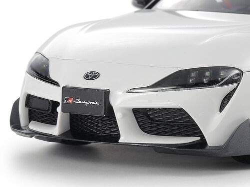 TOYOTA GR SUPRA CUSTOM 1/24 TAMIYA