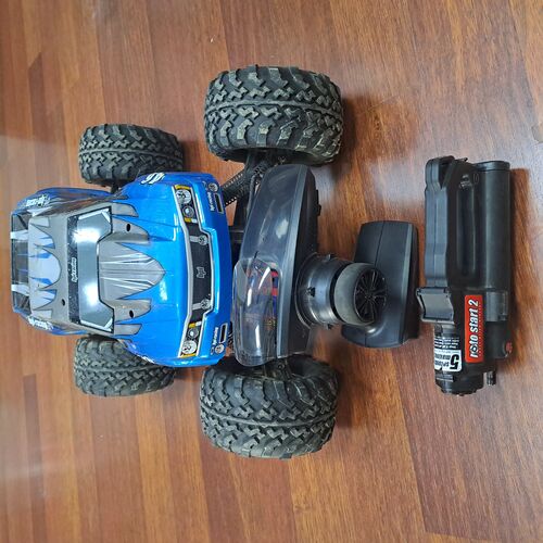 HPI SAVAGE X 4.6 MONSTER 4X4 
