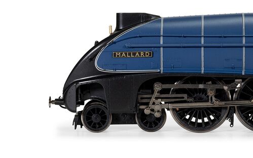 MALLARD RECORD BREAKER STARTER SET 00 HORNBY