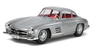 MERCEDES-BENZ 300 SL 1/24 GULLWING TAMIYA