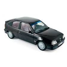 OPEL KADETT GSI 1987 NEGRO 1/18 NOREV